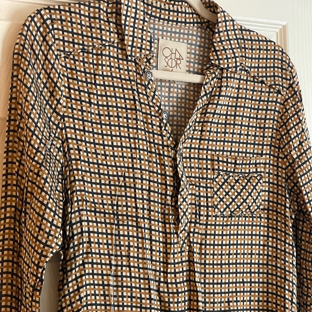Chaser womens half button down